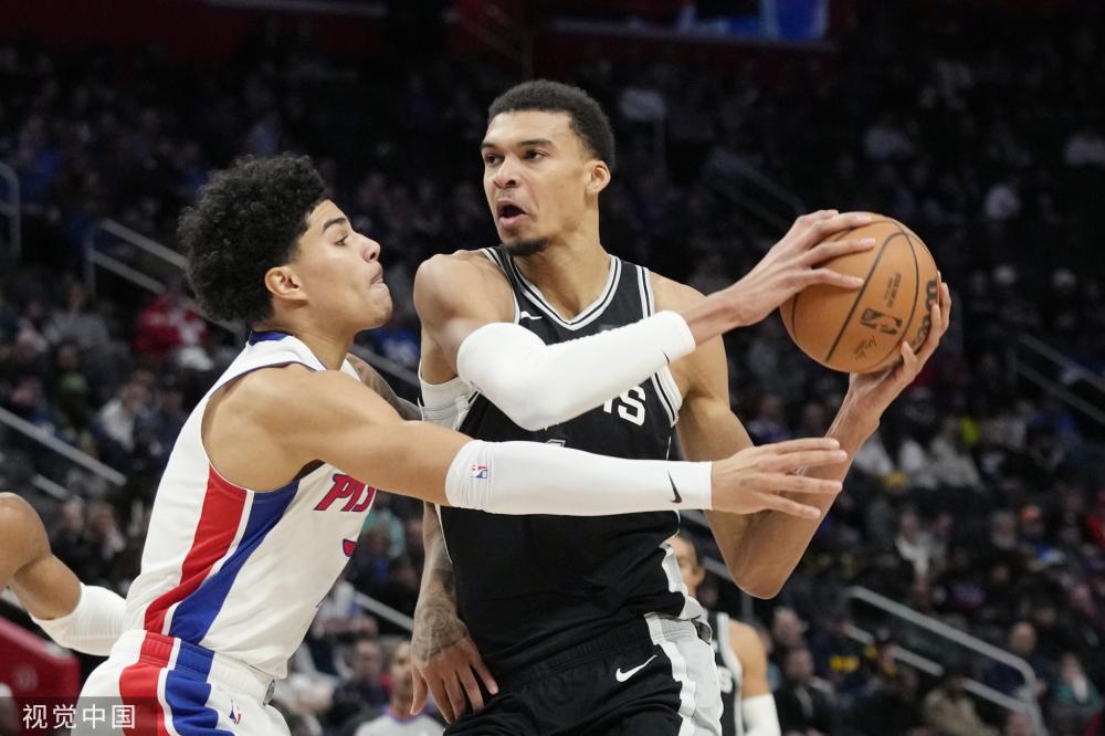 队纷纷试图 队纷纷试图