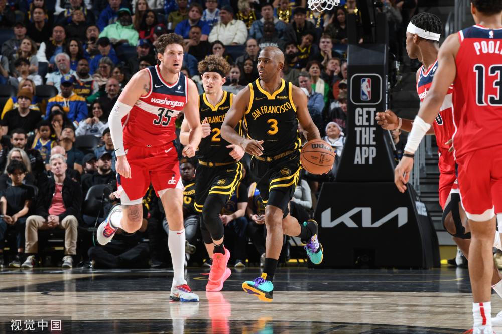 沙特记者：C罗对短暂转会利雅得新月并参加世俱杯很感兴趣.