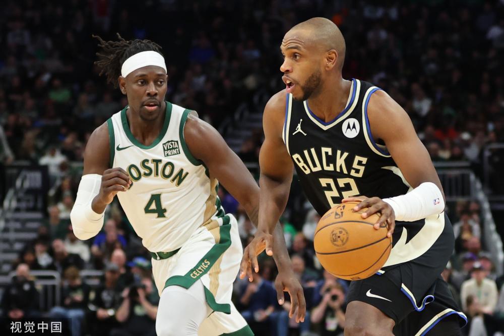 赫罗纳主帅米歇尔因健康问题住院，将缺席周末对阵黄潜的比赛.