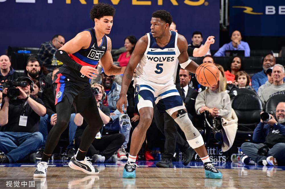 赫罗纳主帅米歇尔因健康问题住院，将缺席周末对阵黄潜的比赛.