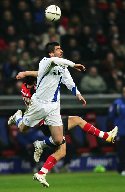 探寻文章编辑的幕后故事：从标题到成文（走进文章编辑幕后：从拟题到成稿）